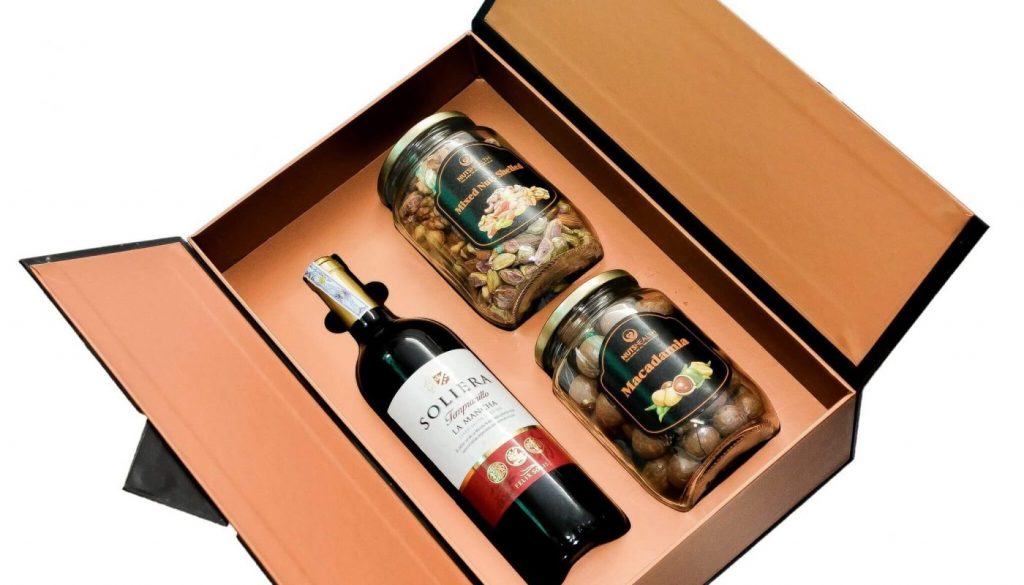 Một số loại hộp quà rượu vang tết thời thượng trên thị trường